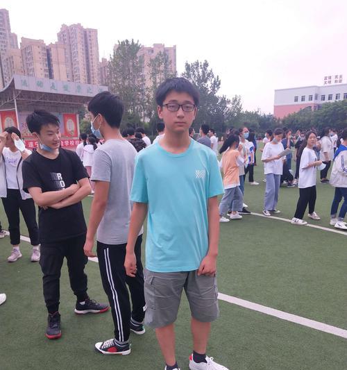 青春的奋斗路上，我无怨无悔（追梦路上的坎坷与收获）