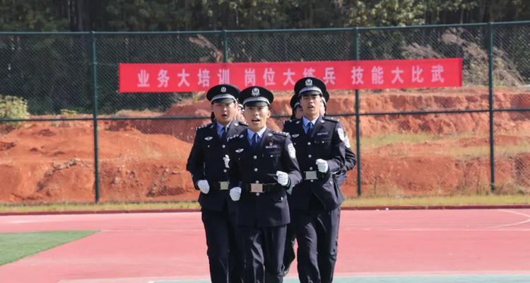 队列比赛的冠军争夺战（团结一心，共赴胜利）