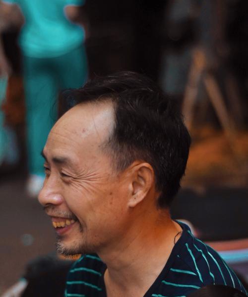 夏日炎炎，乡愁思绪（在老家的这个夏天，我和乡亲们经历了许多故事）