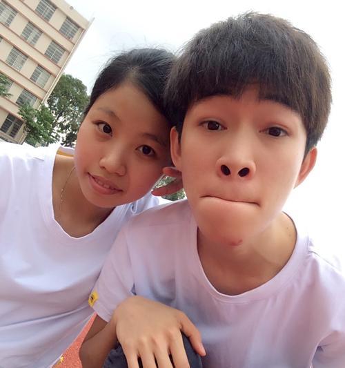 桥上的那个人（一次普通相遇，成就了不平凡的人生）