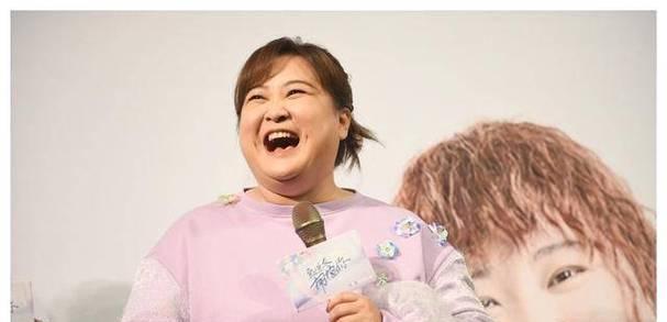 坚持努力,成就自我(坚持努力,成就自我)