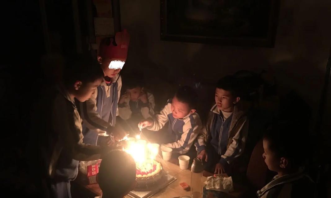 回忆童年：从逃课到变装，我的童年趣事
