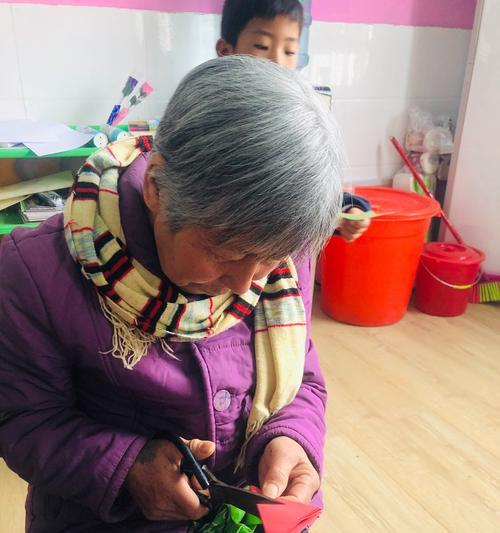 TheHandkerchiefofLove(AStoryofGrandmotherandGranddaughterBonding)